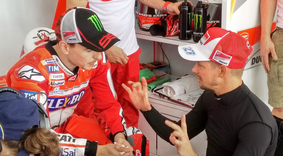 Jorge Lorenzo dan Casey Stoner (c) Ducati