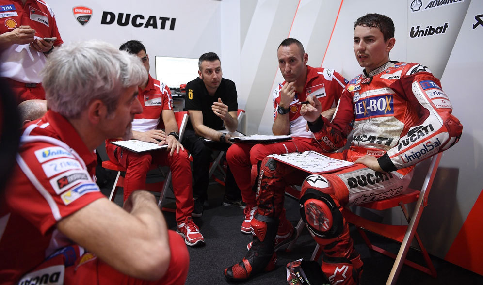 Jorge Lorenzo dan Gigi Dall'Igna (c) Ducati