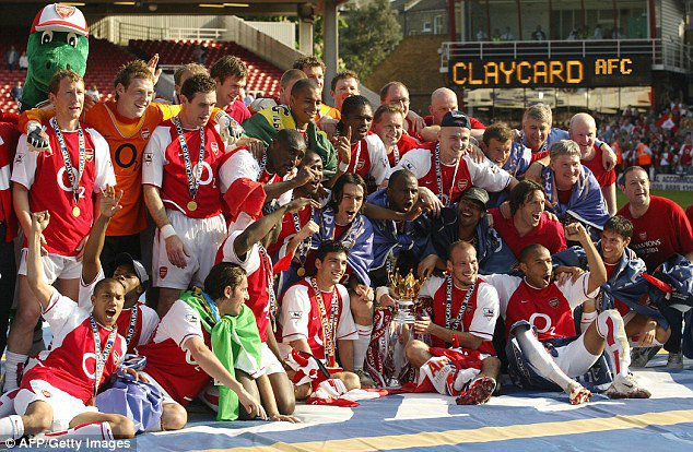 Skuat The Invincibles Arsenal