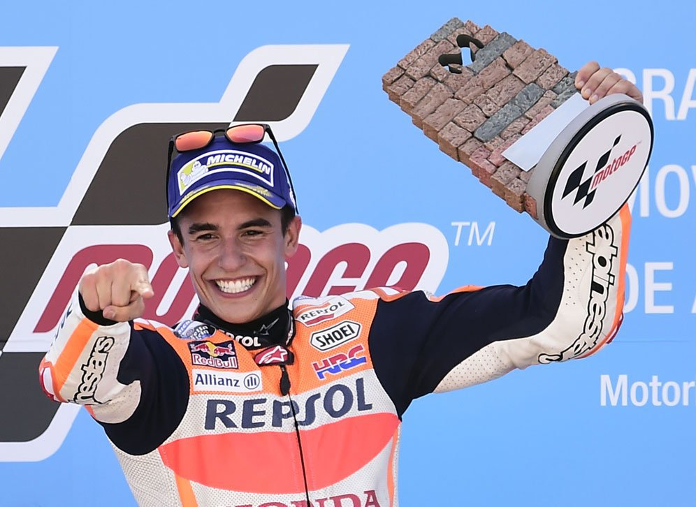 Marc Marquez (c) AFP