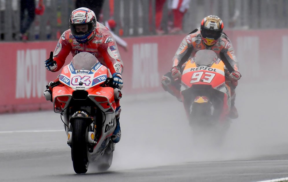 Andrea Dovizioso dan Marc Marquez (c) AFP