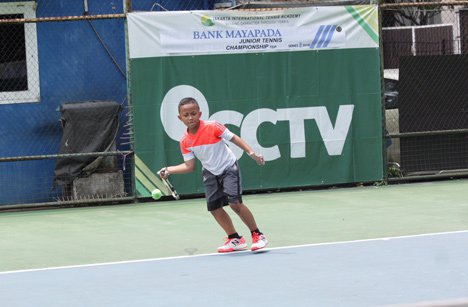 Salah satu atlet tenis di Bank Mayapada Junior National Championship II. (c) JITA