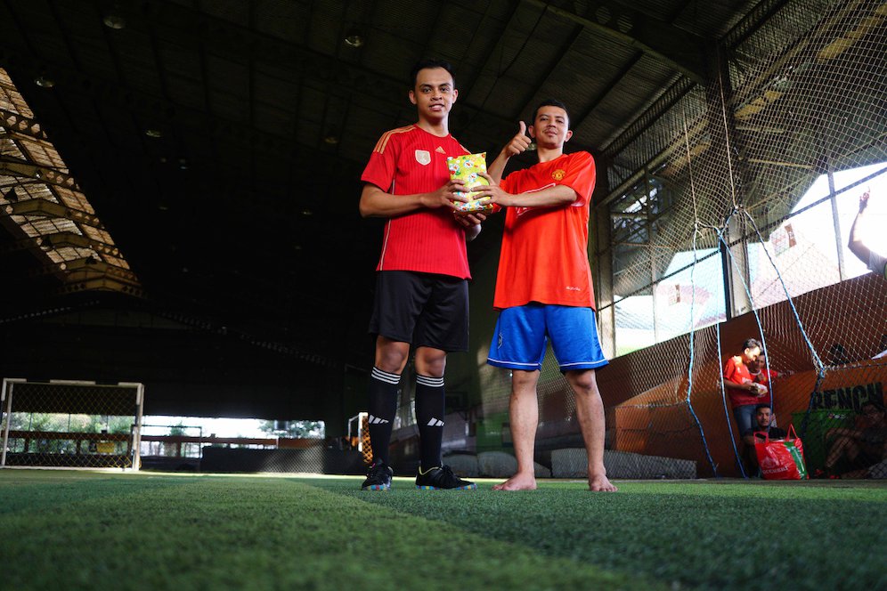 Pemain Bola.net menyabet penghargaan Man of The Match. (c) bola.net