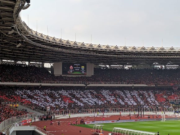 Suasana Stadion Utama Gelora Bung Karno pada Pertandingan Persija Jakarta vs Persib Bandung, Rabu (10/7) (c) Bola.net/Fitri Apriani