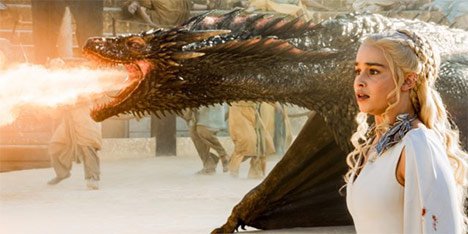 Emilia Clarke sebagai Daenerys Targaryen di Game of Thrones (c) Courtesy of HBO