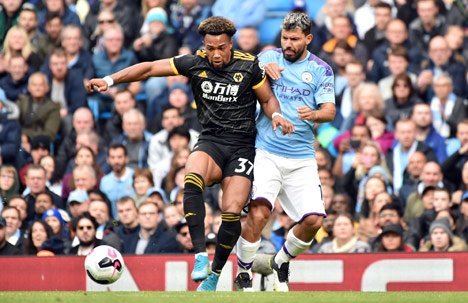 Adama Traore vs Sergio Aguero. (c) AP Photo