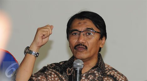 Mantan Menpora, Adhyaksa Dault memberikan pidato pada deklarasi pendaulatannya sebagai Cagub DKI Jakarta 2017-2022 oleh IANI di Jakarta, Jumat (9/10/2015) silam. (c) Liputan6.com/Helmi Fithriansyah