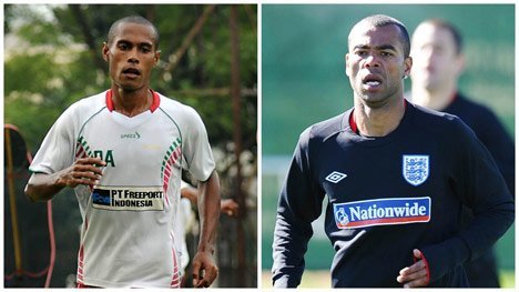 Ruben Sanadi dan Ashley Cole. (c) Liputan6-AFP