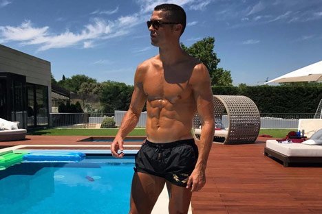 Rumah Cristiano Ronaldo di Madrid (c) The Sun