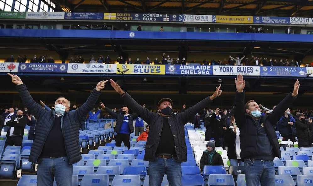 Dukungan fans dalam pertandingan Premier League Chelsea vs Leicester City di Stamford Bridge, 18 Mei 2021 (c) Pool via AP