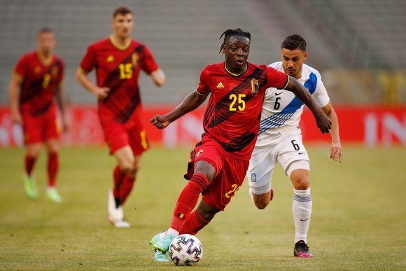 Jeremy Doku ketika tampil bersama timnas Belgia menghadapi Yunani pada laga uji coba di the King Baudouin, 3 Juni 2021 (c) AP Photo