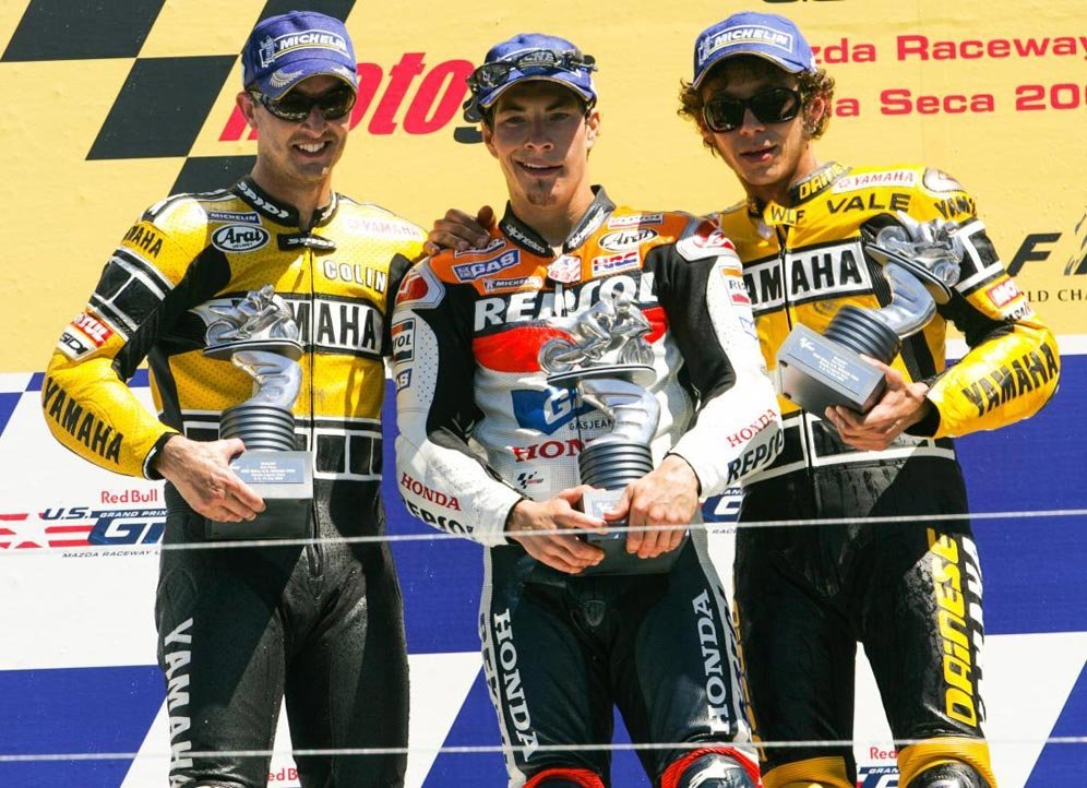 Colin Edwards, Nicky Hayden, dan Valentino Rossi di MotoGP Laguna Seca 2005. (c) MotoGP.com