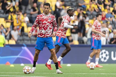 Cristiano Ronaldo saat pemansan jelang laga melawan Young Boys, Selasa (14/9/2021) malam WIB (c) AP Photo