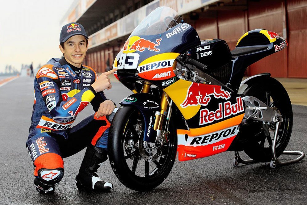 Marc Marquez saat masih membela Red Bull Ajo Motorsport Derbi di GP125 2010. (c) MotoGP.com