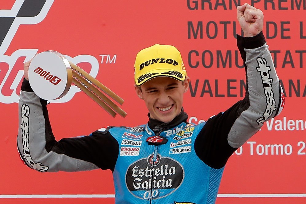 Sergio Garcia saat memenangi Moto3 Valencia 2019. (c) AP Photo