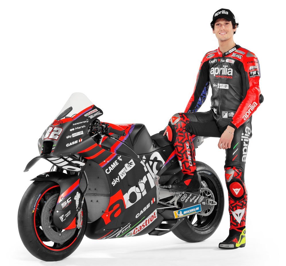 Test rider Aprilia Racing, Lorenzo Savadori (c) Aprilia Racing
