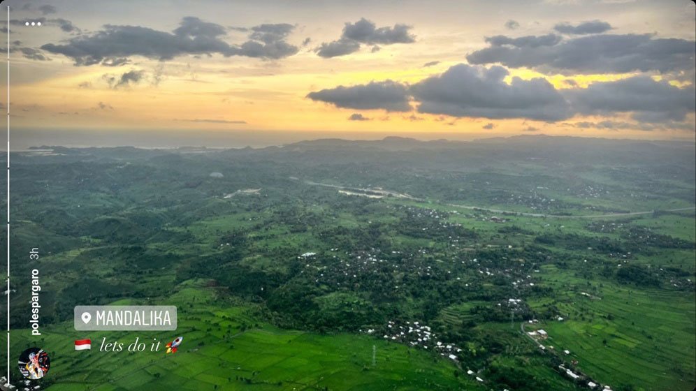 Pemandangan Lombok yang dijepret oleh Pol Espargaro. (c) Instagram/PolEspargaro