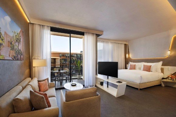  (c) Pestana CR7 Hotel