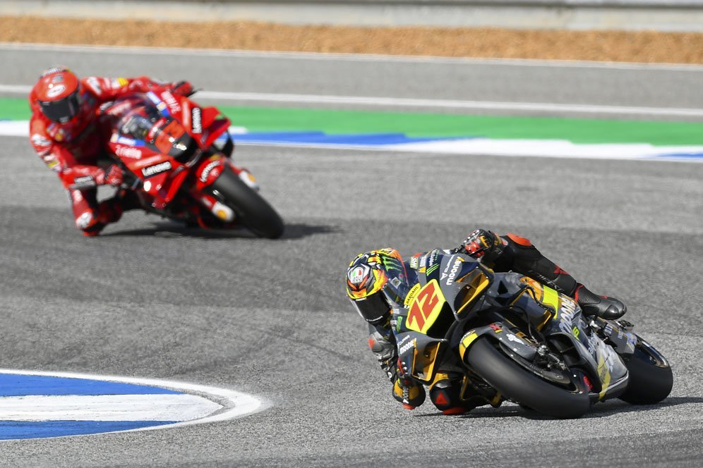 Marco Bezzecchi dan Pecco Bagnaia (c) AP Photo