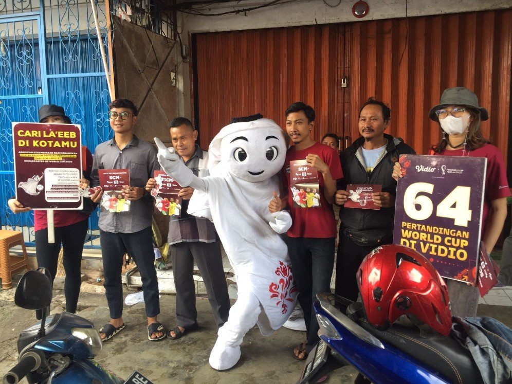 Laeeb menyapa warga di Pasar Anyar Bogor, Sabtu (19/11/2022) (c) SCM