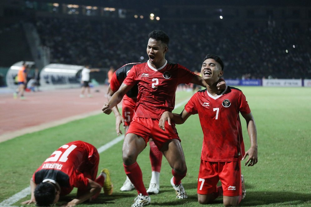 Selebrasi Timnas Indonesia U-22 di laga final SEA Games 2023 lawan Thailand U-22, Selasa (16/05/2023). (c) Bola.net/Abdul Aziz