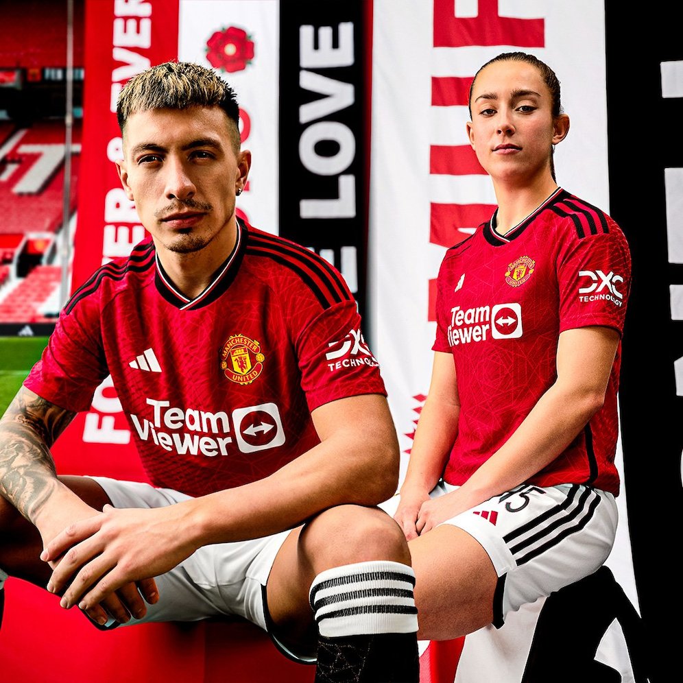 Mawar Merah Penuh Gairah! Inilah Jersey Kandang Manchester United 2023/