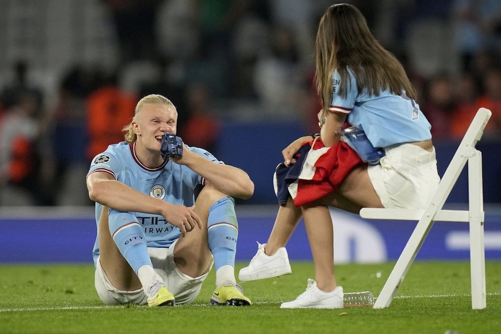 Galeri Foto: Kekasih Erling Haaland Di Perayaan Juara Liga Champions ...