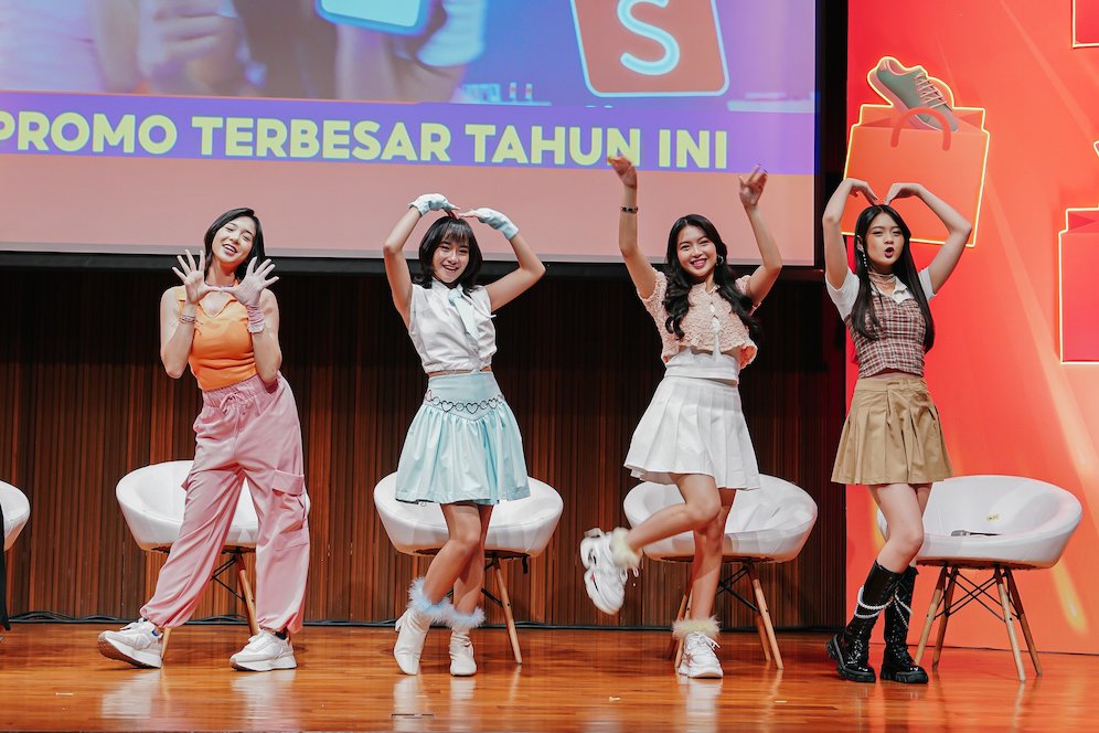 JKT48 dalam acara Shopee 11.11 Big Sale. (c) Istimewa