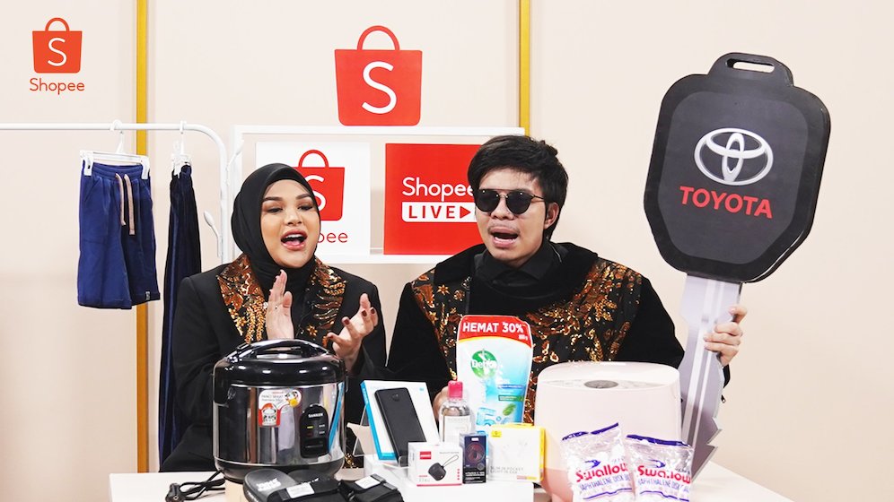 Kemeriahan Flash Sale Shopee Live 12rb Bersama Atta Halilintar _ Aurel Hermansyah. (c) Istimewa