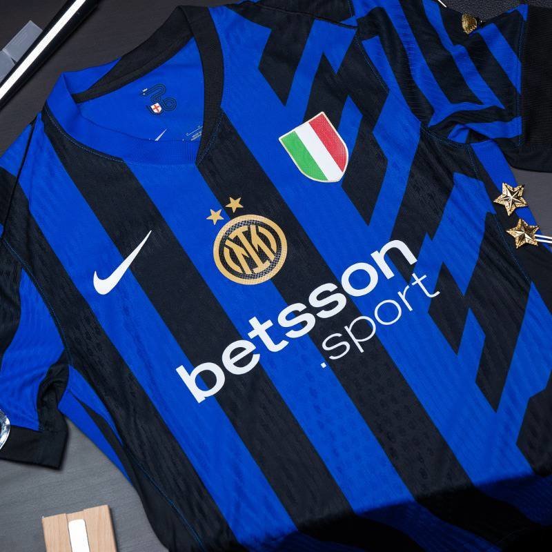 Jersey kandang Inter Milan 2024/2025. (c) FC Inter Milan