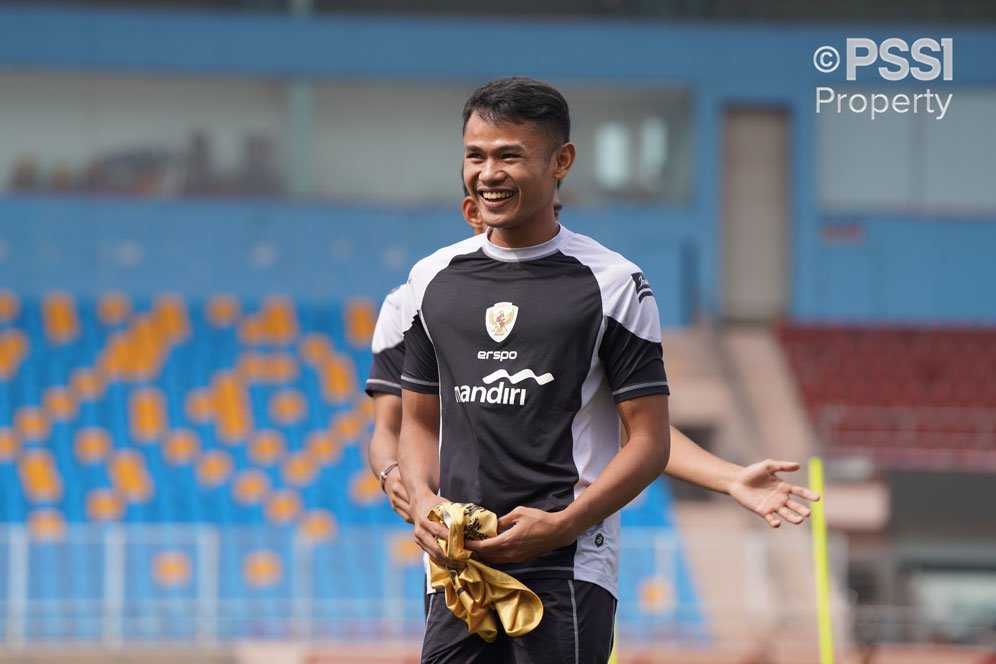 Dimas Drajad pada sesi latihan Timnas Indonesia (c) PSSI