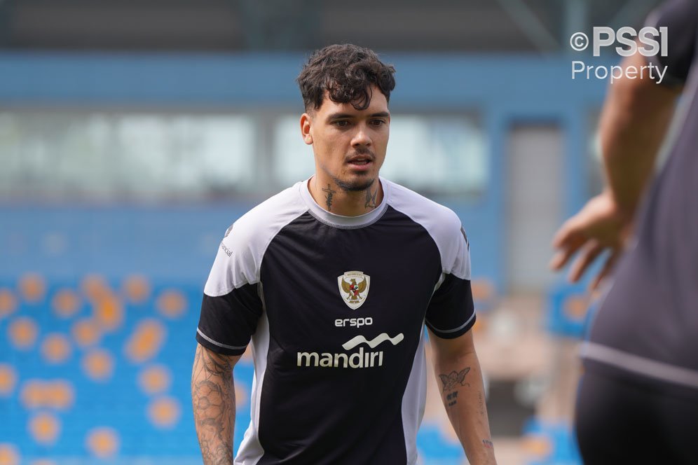 Shayne Pattynama pada sesi latihan Timnas Indonesia (c) PSSI