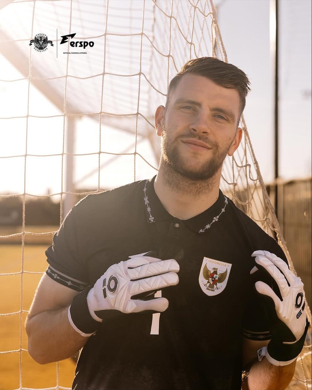 Penampakan jersey kiper kedua Timnas Indonesia buatan Erspo (c) Dok. ERSPO