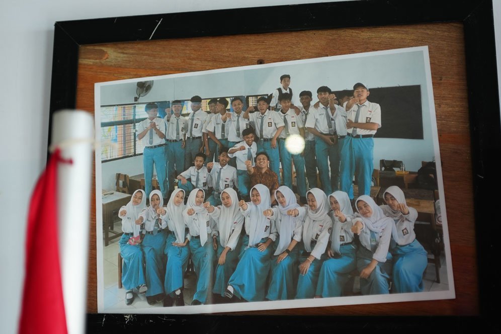 Teman-teman sekolah Evandra Florasta di kelas XI E SMA Negeri 1 Tumpang (c) Adhib Mujaddid