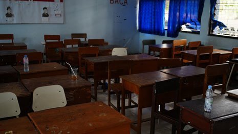 Situasi kelas XI E SMA Negeri 1 Tumpan, tempat Evandra Florasta belajar (c) Adhib Mujaddid