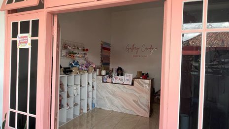 Galeri Candyco, UMKM yang bergerak pada produk rajuatan, yang menjuarai program BRIncubator 2024 (c) Asad Arifin