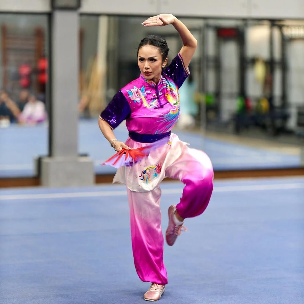 Persiapan Krisdayanti jelang kejuaraan dunia wushu di China pada 14-20 Oktober 2025. (c) Instagram/krisdayantilemos