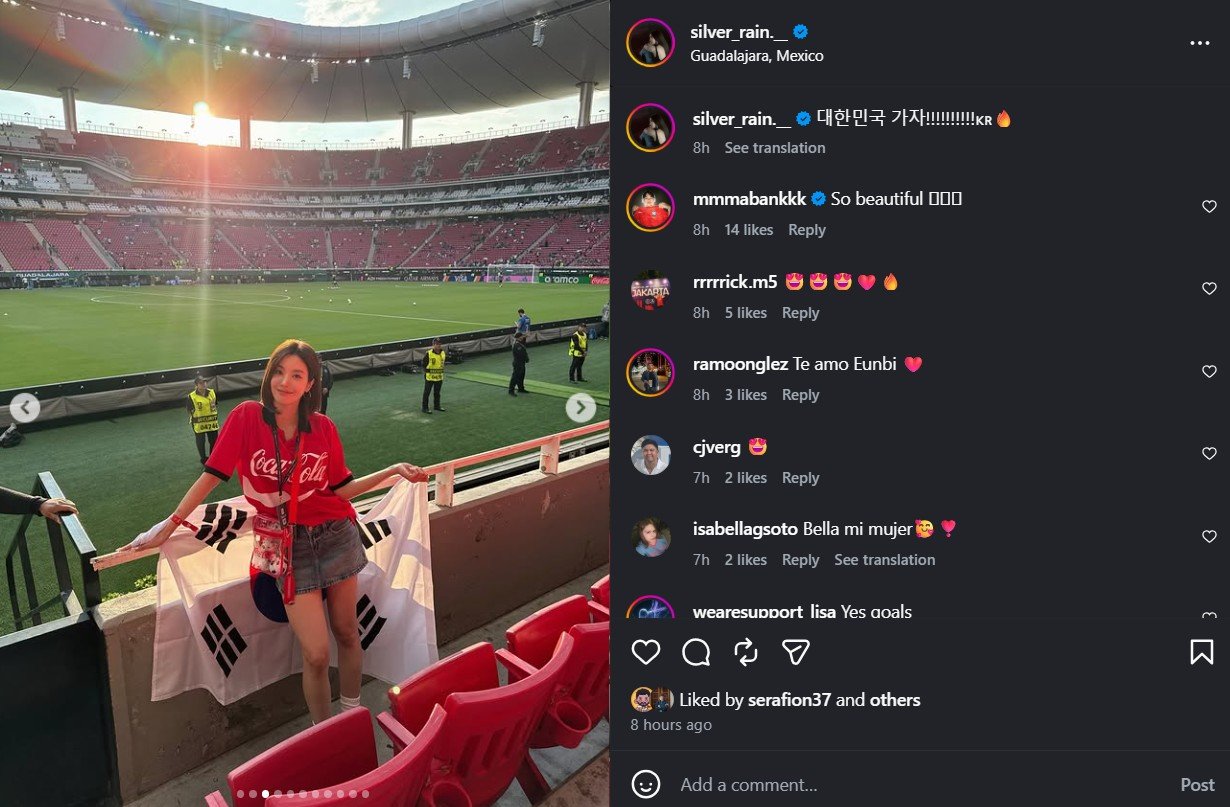 Postingan Kwon Eun Bi di Stadion Guadalajara, laga Korea Selatan vs Ceko di Piala Dunia 2026 (c) instagram.com/silver_rain.__