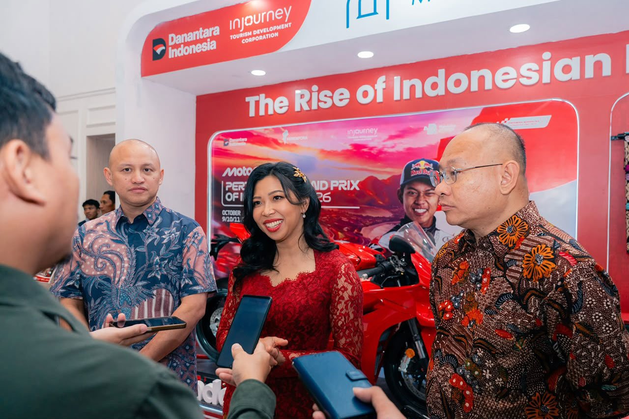 PT Aviasi Pariwisata Indonesia (Persero) atau InJourney menyambut peluncuran Buku MotoGP Mandalika 2025: Akselerasi Ekonomi, Citra, dan Pariwisata (c) Dok. InJourney