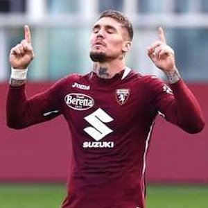 Lyanco Evangelista Silveira Neves Vojnovic Lyanco Evangelista Silveira Neves Vojnovic