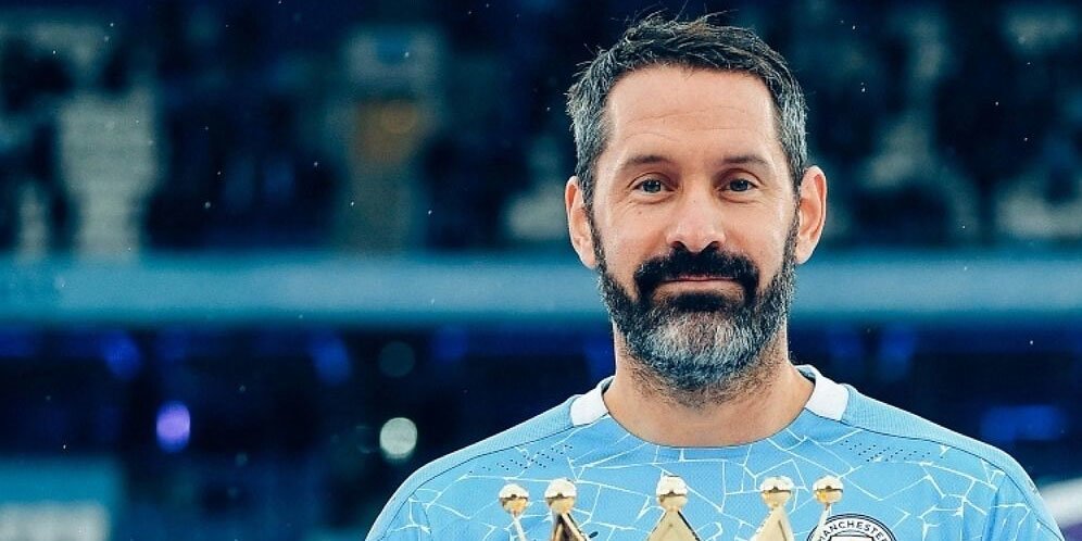 Scott Carson