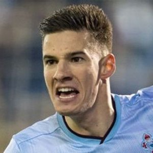 Santi Mina
