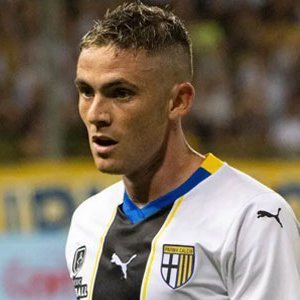 Nahuel Estevez Alvarez Nahuel Estevez Alvarez