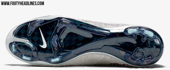 Detail CR7 Silverware