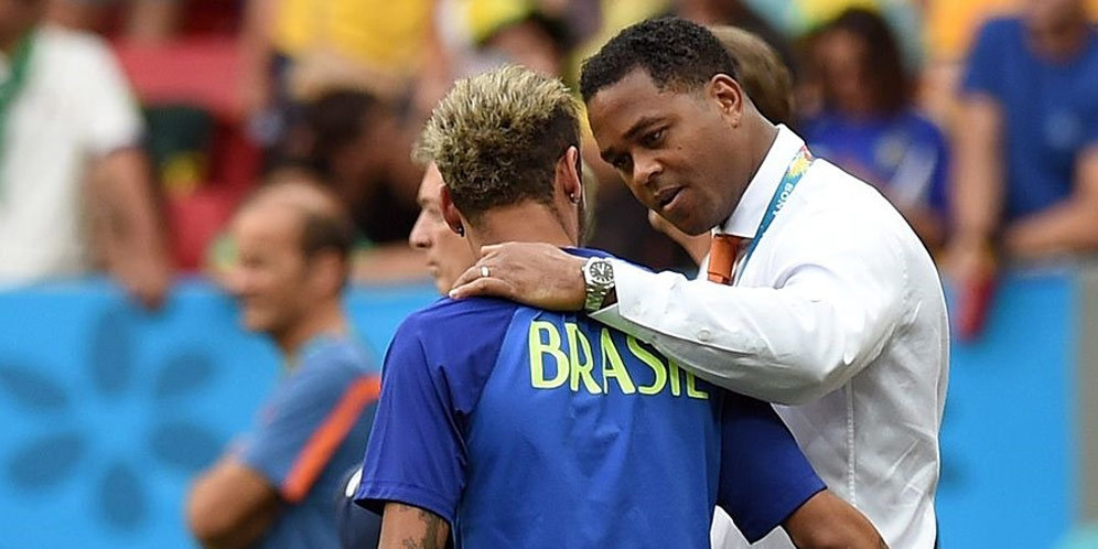 Patrick Kluivert (c) AFP