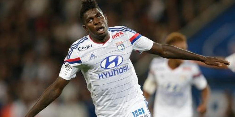 Lyon Benarkan Barcelona Kejar Umtiti