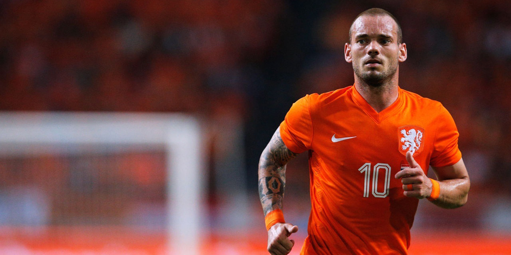 Sneijder Dipastikan Absen Kontra Inggris