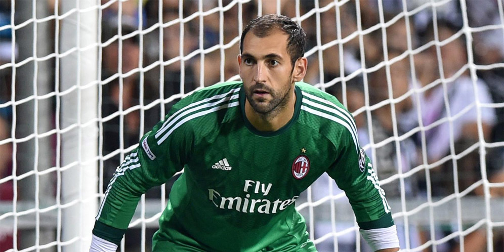 Agen: Tak Ada Masalah Antara Diego Lopez dan Mihajlovic