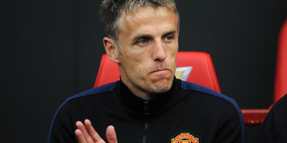 Phil Neville: Setelah Derby, MU Harus Terus Menang