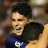 Bukan Varane, Mourinho Pesan Marc Bartra ke MU